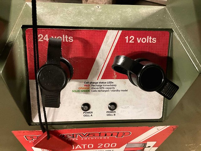 Powervamp nato 200 accu startbooster - afbeelding 3 van  6