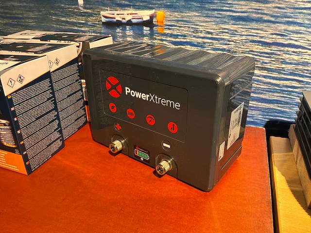 Powerxtreme x30 lithium lifepo4 caravan accu - afbeelding 1 van  4