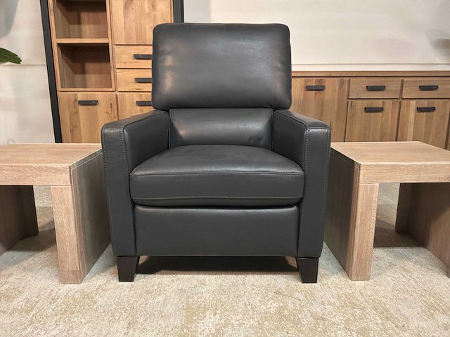 Praag leren fauteuil - afbeelding 5 van  9