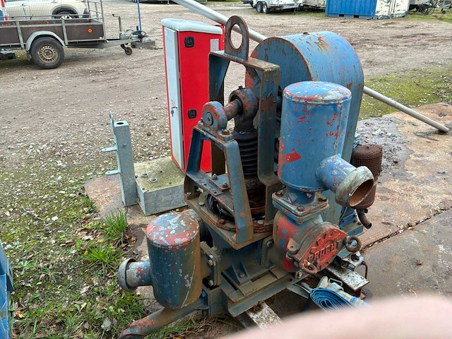 Pracht waterpomp - afbeelding 14 van  17