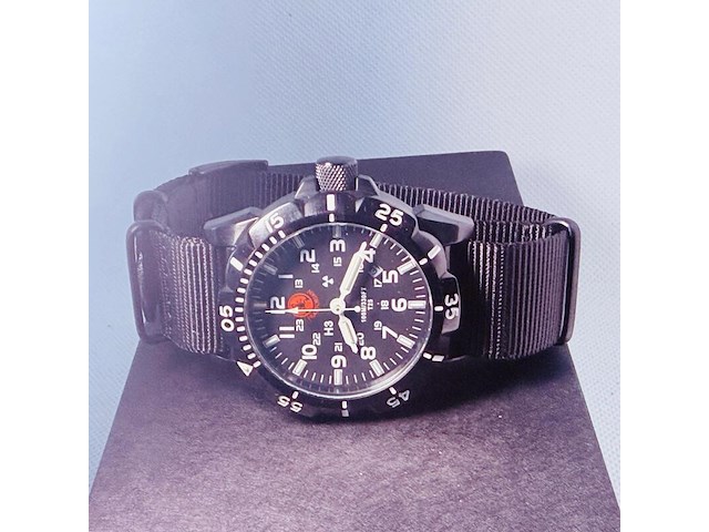 Praetorian mb-microtec h3 field horloge - afbeelding 8 van  11