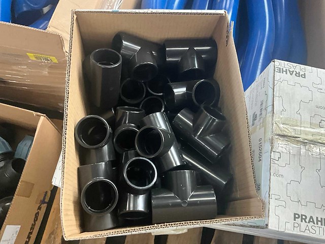 Praher plastics t-stuk 90 pvc-u 50mm lijmmof (180x) - afbeelding 3 van  5