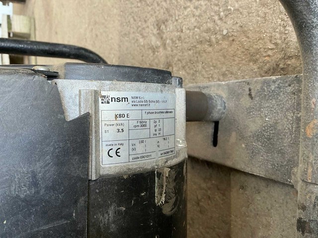 Pramac es4000 stroomaggregaat 3,5kva - afbeelding 7 van  7