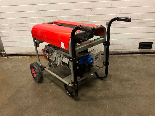 Pramac es8000 stroomgenerator - afbeelding 2 van  7