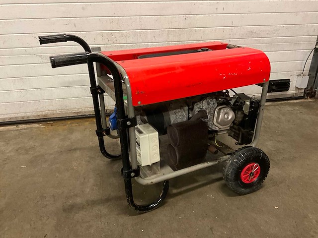 Pramac es8000 stroomgenerator - afbeelding 5 van  7