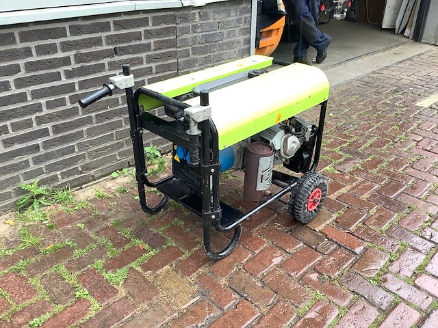 Pramac ls5000 stroomgenerator - afbeelding 3 van  6
