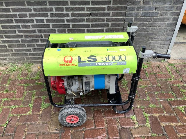 Pramac ls5000 stroomgenerator - afbeelding 4 van  6