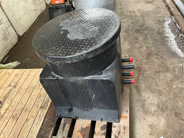 Prawtech hdpe aardwarmte distributieput - afbeelding 2 van  7
