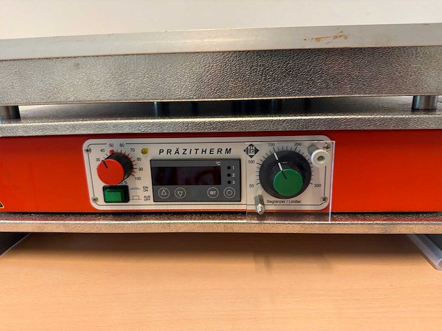 Präzitherm pz72 laboratorium verwarmingsplaat 3300w professioneel - afbeelding 2 van  3