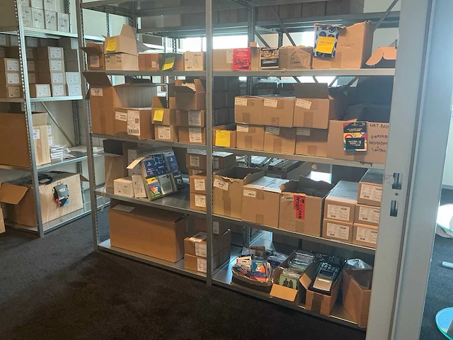 Pre-paid cadeaukaarten - afbeelding 1 van  24