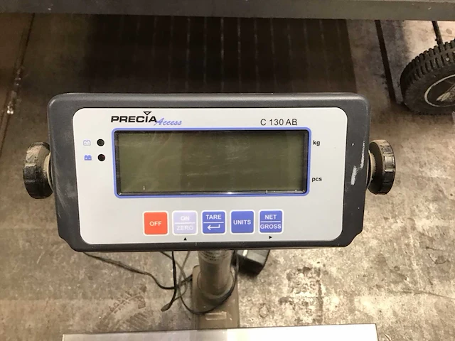 Precia acces c130 ab digitale platformweegschaal - afbeelding 2 van  3