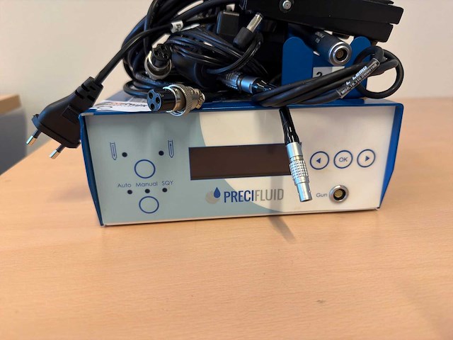 Precifluid 5cc pneumatische doseercontroller - afbeelding 2 van  4