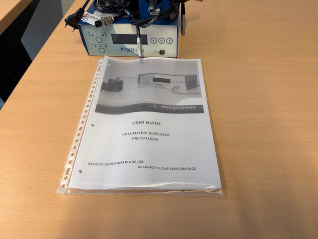 Precifluid 5cc pneumatische doseercontroller - afbeelding 3 van  4