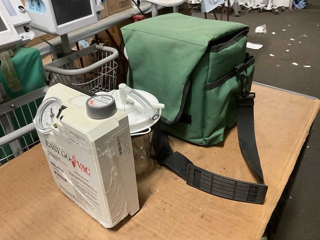Precision medical pm65 vac aspirator - afbeelding 1 van  9