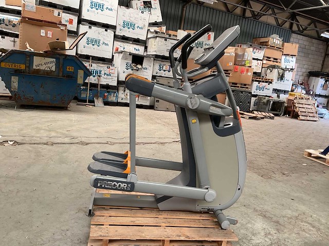 Precor 100i crosstrainer - afbeelding 5 van  7
