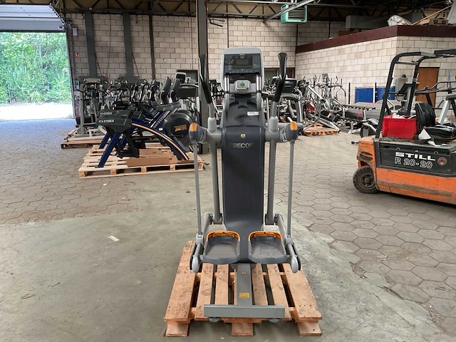 Precor 100i crosstrainer - afbeelding 6 van  7
