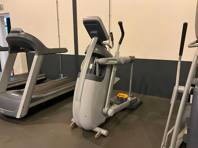Precor 100i stepper - afbeelding 1 van  9