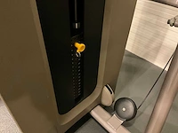Precor chest press - afbeelding 8 van  9