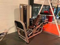 Precor leg press