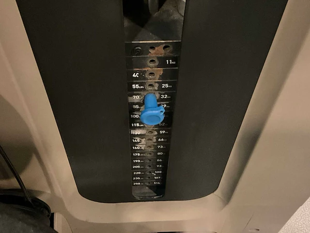 Precor seated leg curl - afbeelding 6 van  7