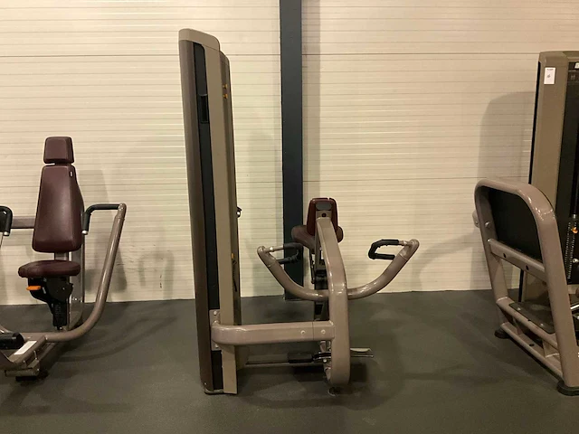Precor seated row - afbeelding 2 van  7