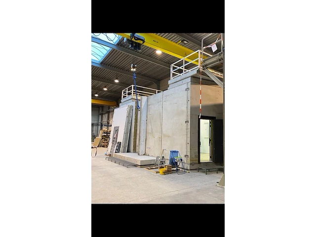 Prefab bunker - afbeelding 1 van  13