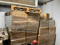 Preidozen en kratten - afbeelding 4 van  5