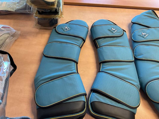 Premiere transport beenbeschermers set - afbeelding 2 van  4