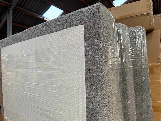 Premium duitse boxspring - 200 x 200 cm - afbeelding 2 van  6