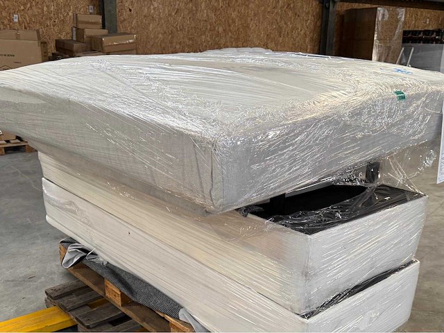 Premium duitse boxspring 140 x 200 cm - afbeelding 4 van  6