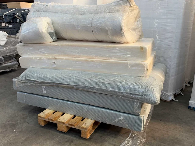 Premium duitse boxspring 180 x 200 cm - afbeelding 4 van  9