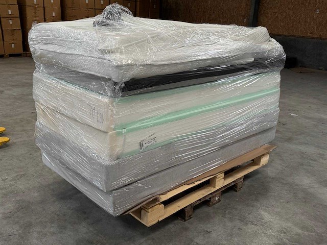 Premium duitse boxspring 200 x 210 cm - afbeelding 6 van  7
