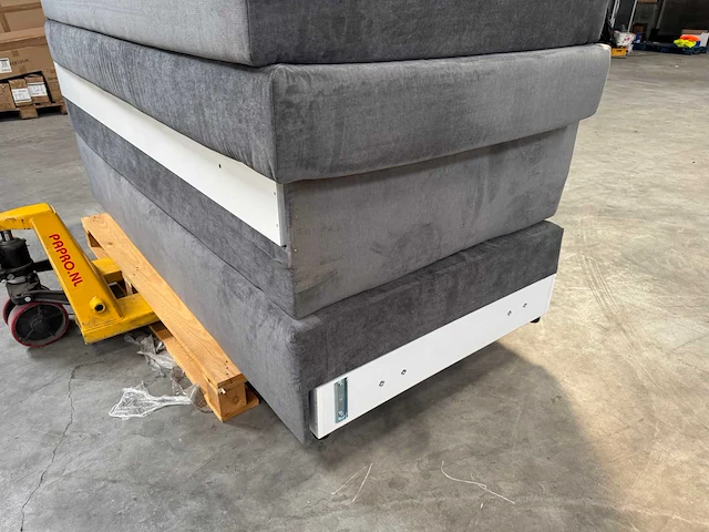 Premium duitse boxspring 200 x 220 cm - afbeelding 7 van  7