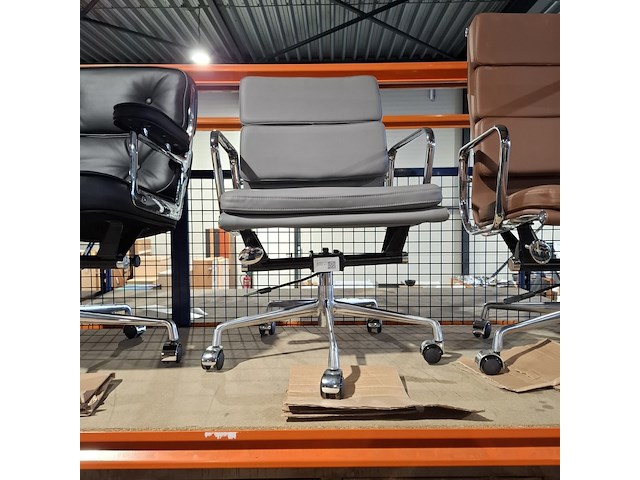Premium eames ea217 bureaustoel in grijs leer, grijs - afbeelding 8 van  8