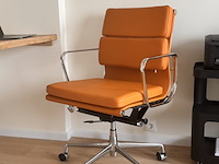 Premium eames ea217 bureaustoel in tan leather, tan leather - afbeelding 1 van  10