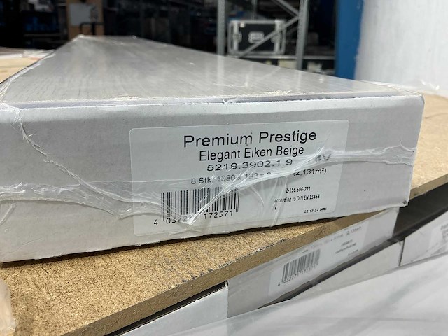 Premium prestige - elegant eiken beige - laminaatvloer 119 m2 - afbeelding 2 van  2