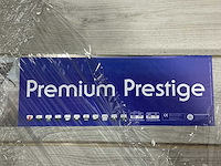 Premium prestige - elegant eiken licht grijs - laminaatvloer 100 m2 - afbeelding 1 van  1