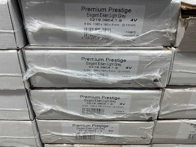 Premium prestige - elegant eiken light grey - laminaatvloer 46 m2 - afbeelding 2 van  2