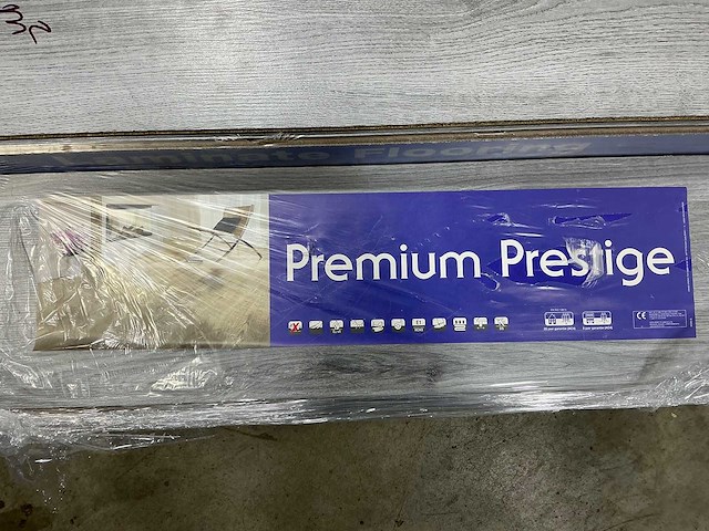 Premium prestige - grijs eiken - laminaatvloer 90 m2 - afbeelding 1 van  1