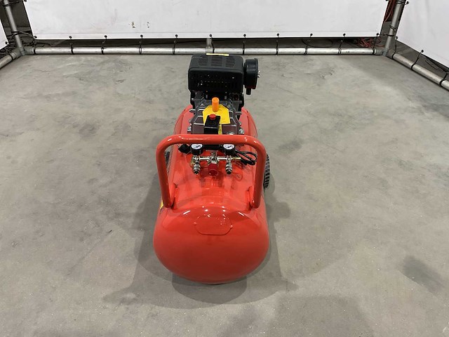 Premium stahl - pr-100l - compressor 100 liter - afbeelding 7 van  10