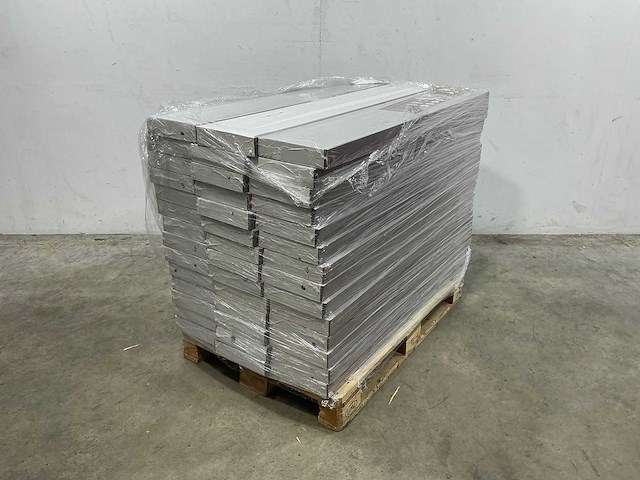 Premoda - villa - alcazar oak - laminaatvloer 121 m2 - afbeelding 1 van  3