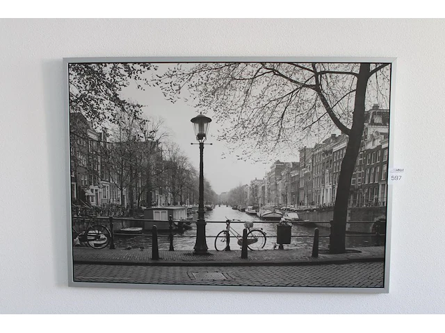 Prent in lijst ikea amsterdam. afmeting 140 x 100 cm - afbeelding 1 van  2