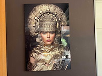 Prent vrouw met gouden kroon 120x80 cm - afbeelding 1 van  1