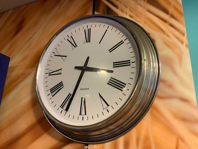 Present time xl winkel klok - afbeelding 2 van  4