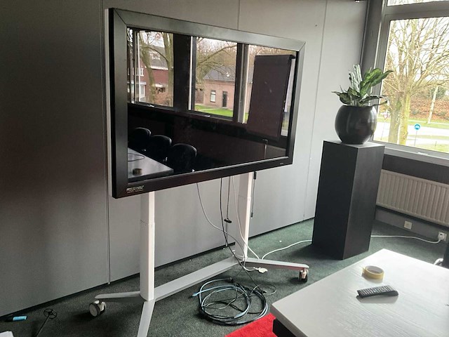 Presentable presentatiescherm op statief - afbeelding 1 van  6