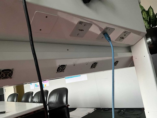 Presentable presentatiescherm op statief - afbeelding 3 van  6