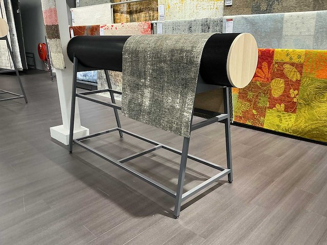 Presentatie meubel (2x) - afbeelding 2 van  4