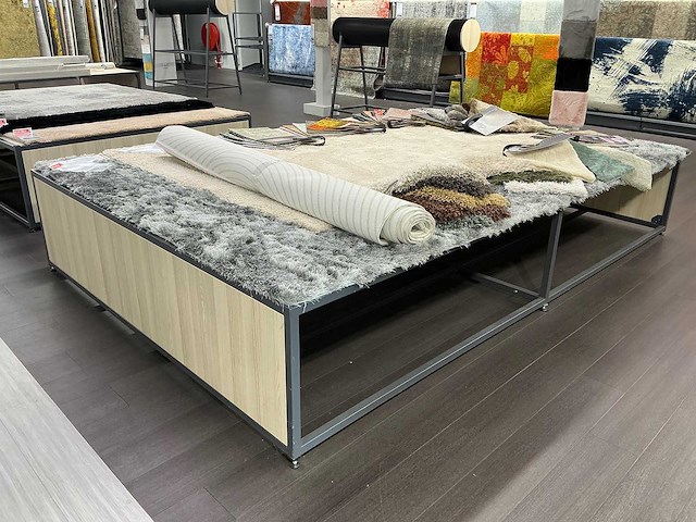 Presentatie meubel (2x) - afbeelding 1 van  3