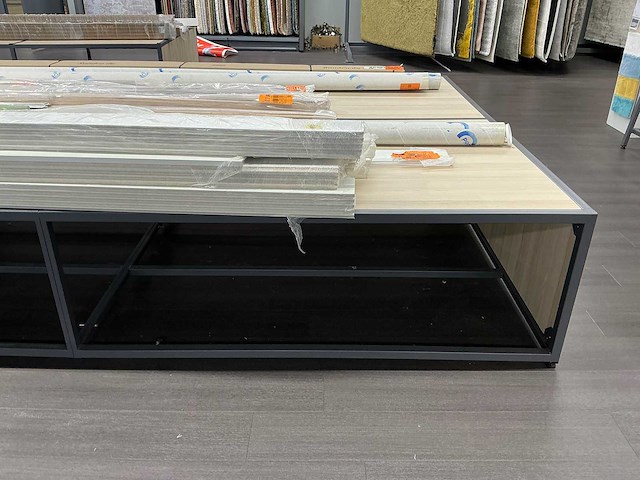 Presentatie meubel (2x) - afbeelding 3 van  3