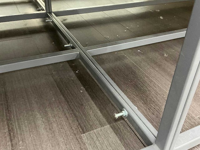 Presentatie meubel (2x) - afbeelding 4 van  4